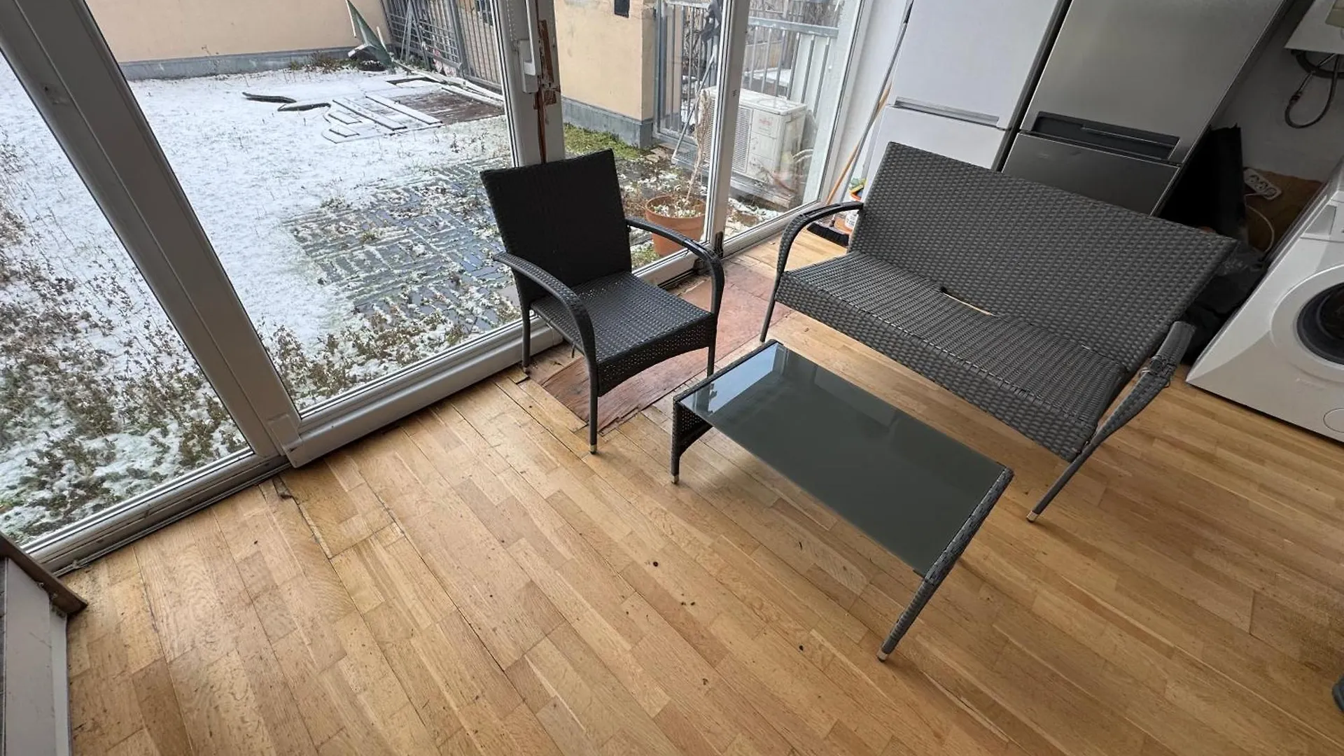 Homestay Helles Zimmer Mit Dachterrasse Nahe Schoenbrunn Vienna