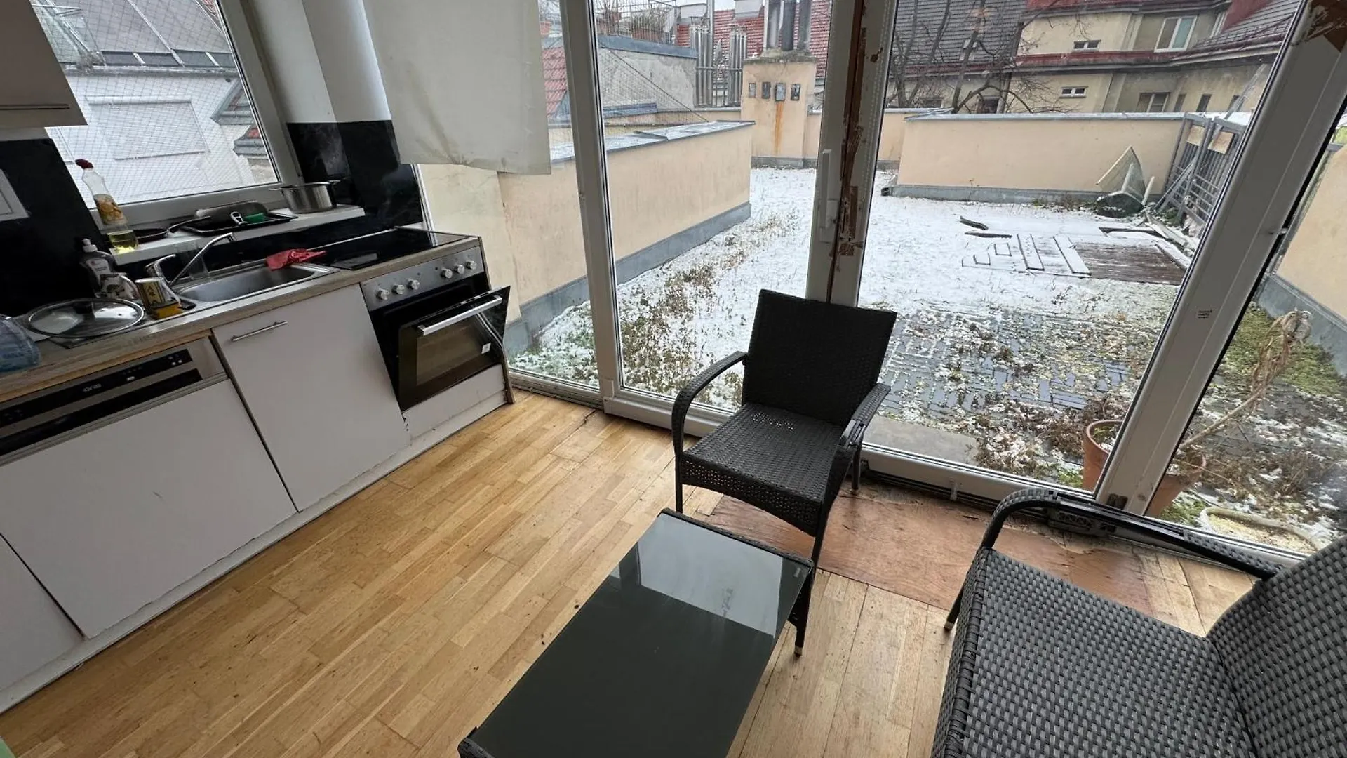 Helles Zimmer Mit Dachterrasse Nahe Schoenbrunn Vienna 0*,